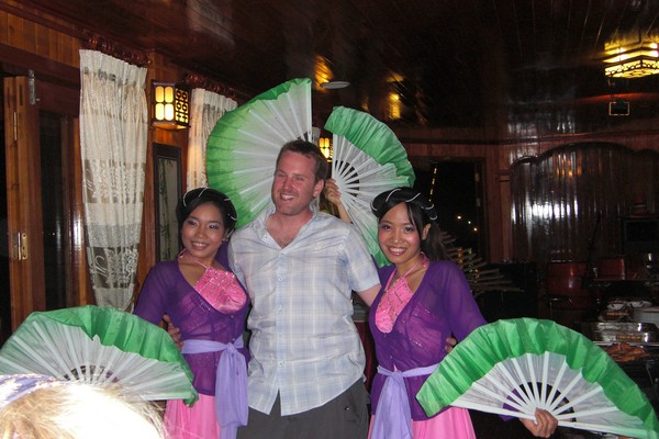saigon night tour, night tour ho chi minh city